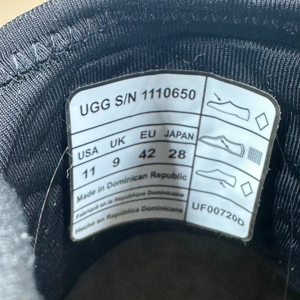 UGG Droplet Chelsea Rain Boots Mens 11 Black Waterproof Rubber Ankle Pull On